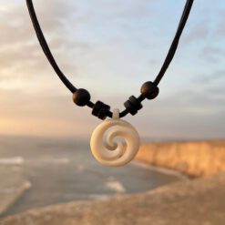 Collar Surfista Nueva zelanda koru.