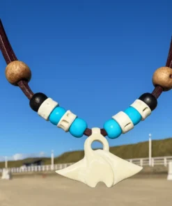 Collar Oceano Aleta de Ballena - para mujeres, hombres y niños . echos para usar en la playa o en la ciudad.