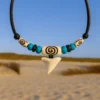Collar con Diente Tiburón - Para Hombres y Mujeres . 100 resistenetes al agua de mar.