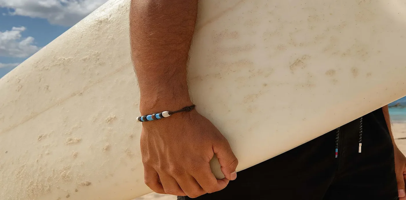 Mejores Pulseras Surferas para los amantes al Surf , Hombres y Mujeres . niños