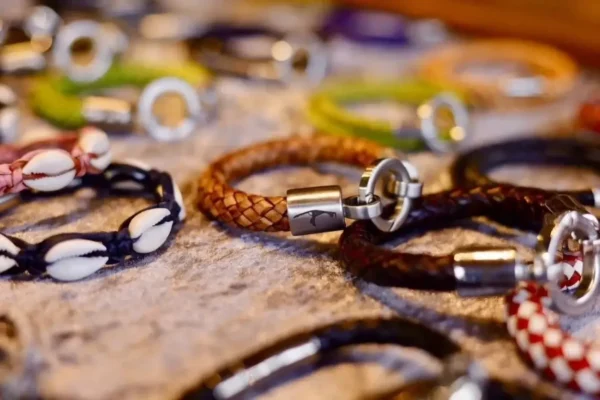 Las Mejores Pulseras de cuero 2026 - Hecho a mano Artesanales para hombre y mujer