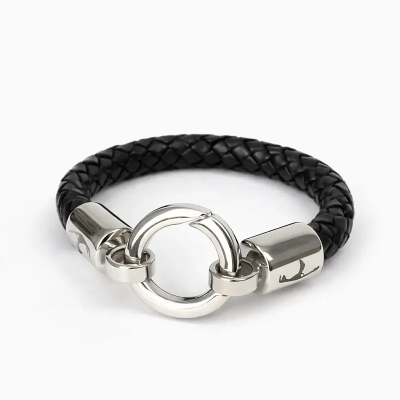 Pulseras de cuero hecho para Caballeros con amor por la joyería Artesanal.